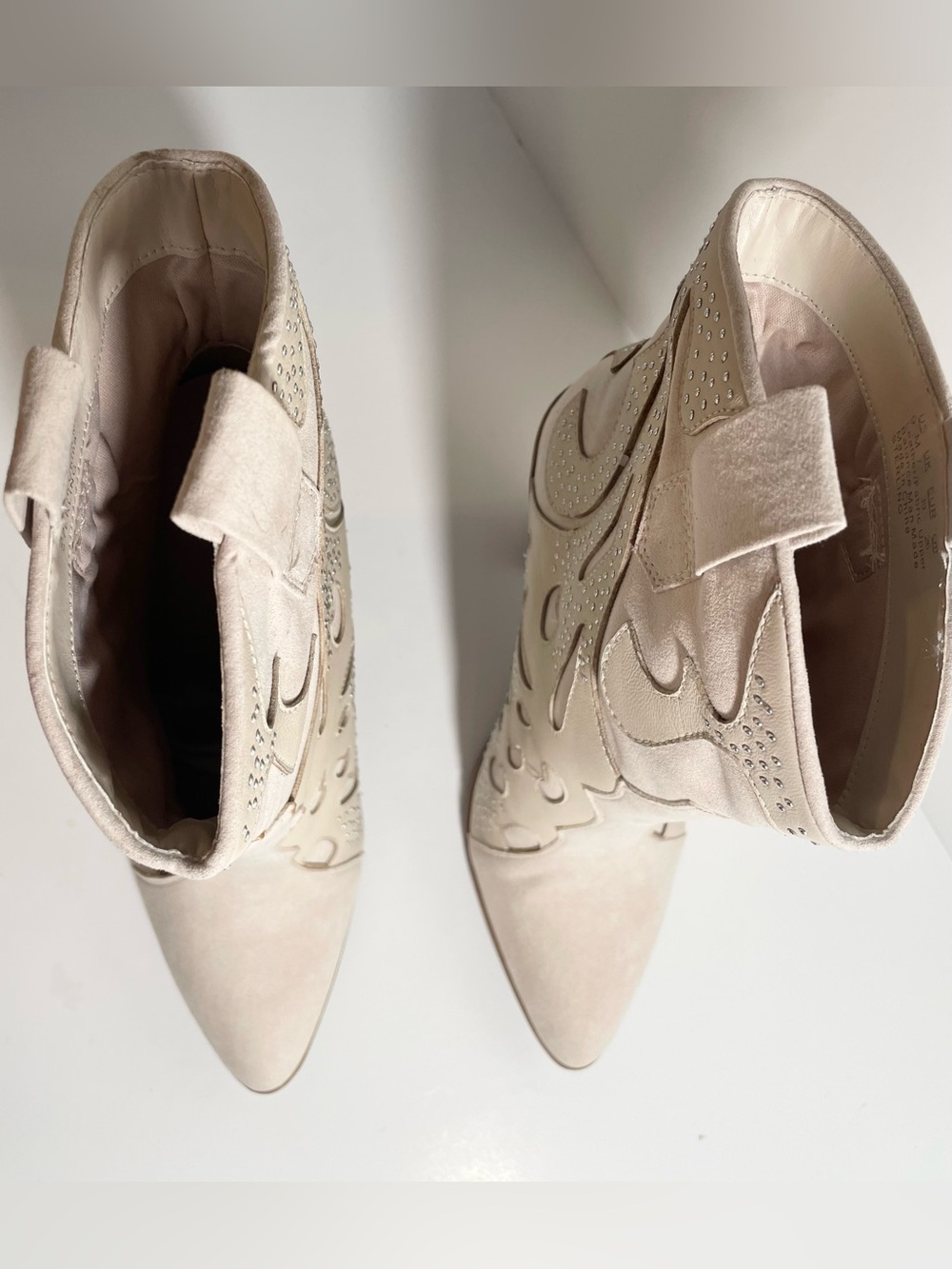 CARLOS SANTANA Cream Western Ankle Boots with Stud Detail - Picture 12 of 15